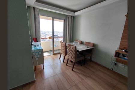 Sala de apartamento à venda com 3 quartos, 68m² em Jardim do Estádio, Santo André