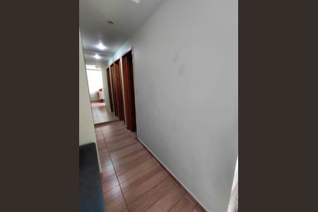 Corredor de apartamento à venda com 3 quartos, 68m² em Jardim do Estádio, Santo André