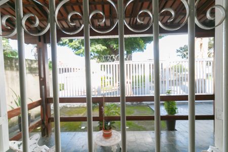 Casa à venda com 3 quartos, 360m² em Santa Rosa, Belo Horizonte