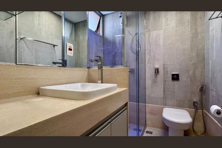 Apartamento à venda com 105m², 3 quartos e 2 vagasbanho