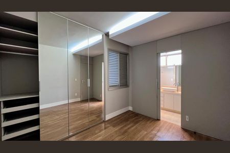 Apartamento à venda com 105m², 3 quartos e 2 vagasquarto 