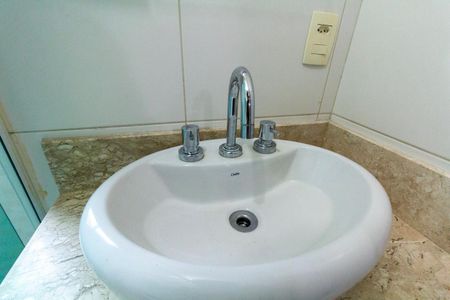 Apartamento para alugar com 100m², 2 quartos e 3 vagasBanheiro 1