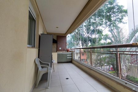 Apartamento para alugar com 100m², 2 quartos e 3 vagasVaranda