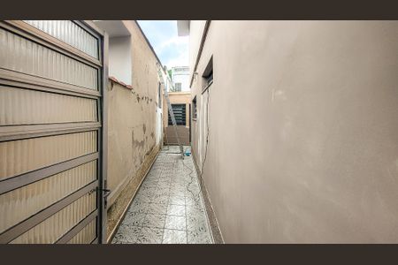 Casa à venda com 145m², 3 quartos e 3 vagasCorredor
