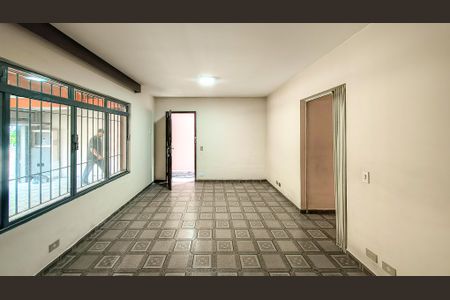 Sala de casa à venda com 3 quartos, 145m² em Jardim Alzira, São Paulo