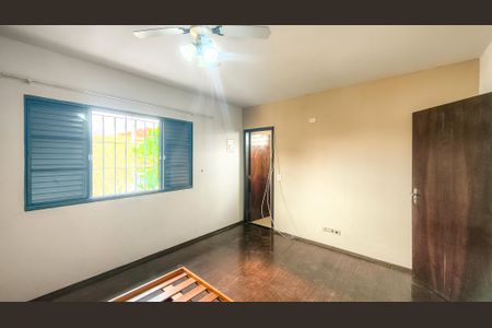 Suíte de casa à venda com 3 quartos, 145m² em Jardim Alzira, São Paulo