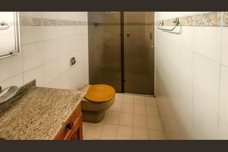 Casa à venda com 145m², 3 quartos e 3 vagasBanheiro da Suíte