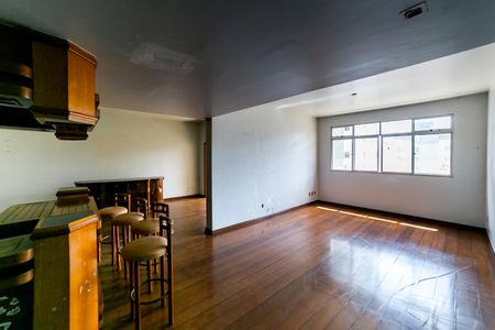 Apartamento à venda com 290m², 4 quartos e 3 vagasSala