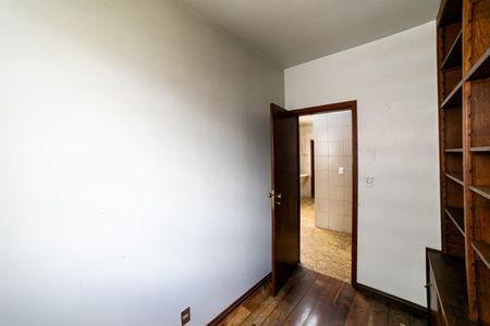 Apartamento à venda com 290m², 4 quartos e 3 vagasQuarto de Serviço 2