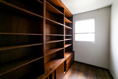 Apartamento à venda com 290m², 4 quartos e 3 vagasQuarto de Serviço 2