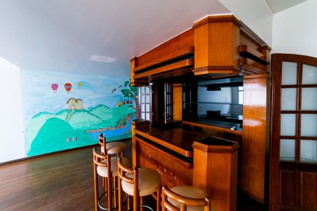 Apartamento à venda com 290m², 4 quartos e 3 vagasSala