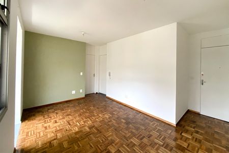 Apartamento para alugar com 75m², 3 quartos e 1 vaga Apartamento para alugar com 75m², 3 quartos e 1 vagaSala