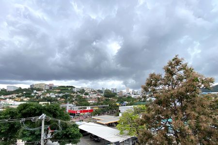 Apartamento para alugar com 75m², 3 quartos e 1 vaga Apartamento para alugar com 75m², 3 quartos e 1 vagaVista do Quarto 2