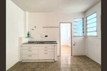 Apartamento à venda com 90m², 4 quartos e 2 vagasCozinha