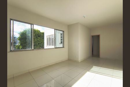Sala de apartamento à venda com 4 quartos, 90m² em Taquara, Rio de Janeiro