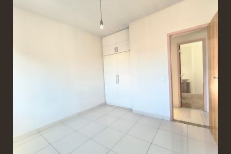 Apartamento à venda com 90m², 4 quartos e 2 vagasQuarto 1