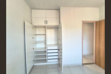Apartamento à venda com 90m², 4 quartos e 2 vagasQuarto 1