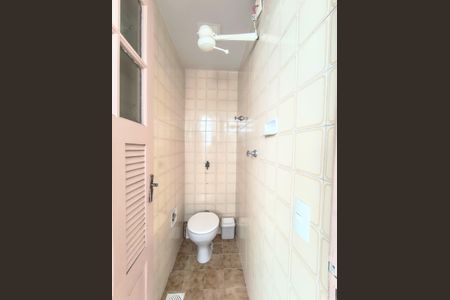 Apartamento à venda com 90m², 4 quartos e 2 vagasBanheiro de Serviço