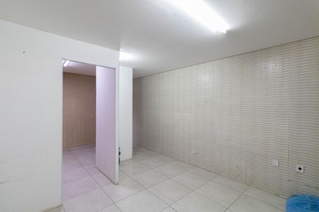Quarto 1 de casa para alugar com 2 quartos, 100m² em Vila Seabra, São Paulo