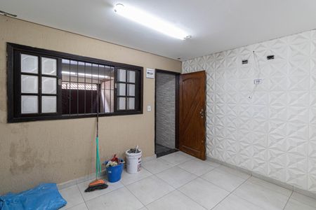 Casa para alugar com 100m², 2 quartos e 1 vaga Casa para alugar com 100m², 2 quartos e 1 vagaQuarto 1