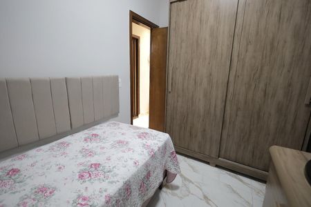 Apartamento à venda com 48m², 2 quartos e 1 vagaQuarto 2