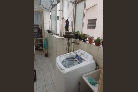 Apartamento à venda com 107m², 3 quartos e 1 vaga Apartamento à venda com 107m², 3 quartos e 1 vagaÁrea de serviço