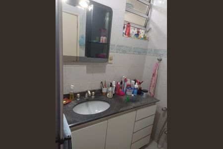 Apartamento à venda com 107m², 3 quartos e 1 vaga Apartamento à venda com 107m², 3 quartos e 1 vagaBanheiro