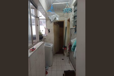 Apartamento à venda com 107m², 3 quartos e 1 vagaÁrea de serviço