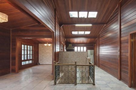 Casa à venda com 2600m², 3 quartos e 2 vagasFoto 02