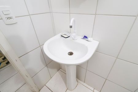 Apartamento para alugar com 51m², 2 quartos e sem vagaBanheiro