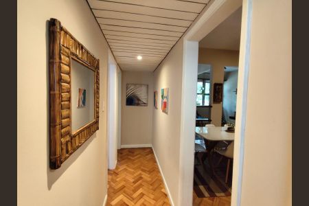 Apartamento à venda com 100m², 3 quartos e 1 vaga Apartamento à venda com 100m², 3 quartos e 1 vagaCorredor