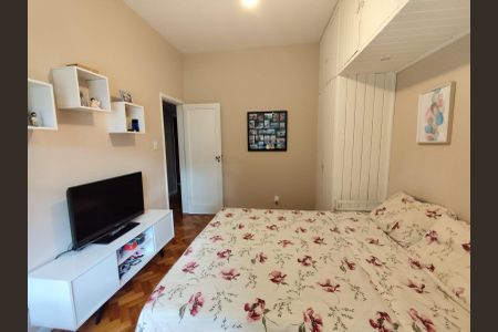 Apartamento à venda com 100m², 3 quartos e 1 vaga Apartamento à venda com 100m², 3 quartos e 1 vagaQuarto