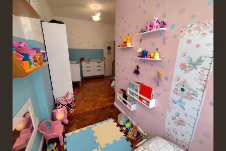 Apartamento à venda com 100m², 3 quartos e 1 vaga Apartamento à venda com 100m², 3 quartos e 1 vagaQuarto