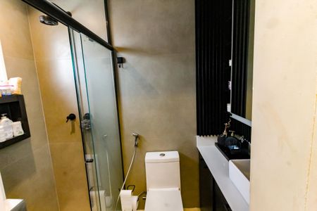 Apartamento à venda com 170m², 2 quartos e 3 vagasBanheiro da Suíte