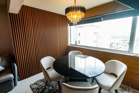 Apartamento à venda com 170m², 2 quartos e 3 vagasDetalhe - Sala 1