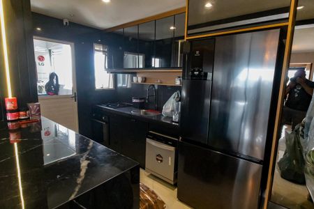 Apartamento à venda com 170m², 2 quartos e 3 vagasCozinha - Armários