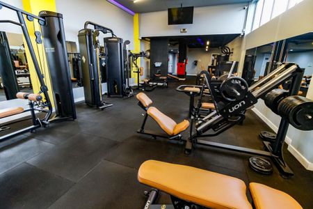 Apartamento à venda com 170m², 2 quartos e 3 vagasÁrea comum - Academia