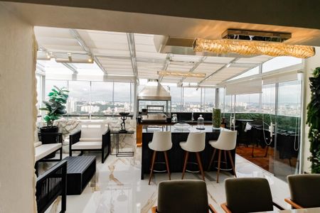 Apartamento à venda com 170m², 2 quartos e 3 vagasEspaço Gourmet - cobertura