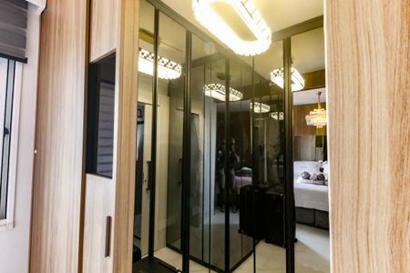 Apartamento à venda com 170m², 2 quartos e 3 vagasCloset da suíte