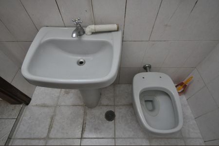 Casa à venda com 405m², 3 quartos e 7 vagasBanheiro de serviço