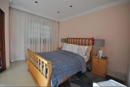 Casa à venda com 405m², 3 quartos e 7 vagasSuíte Master