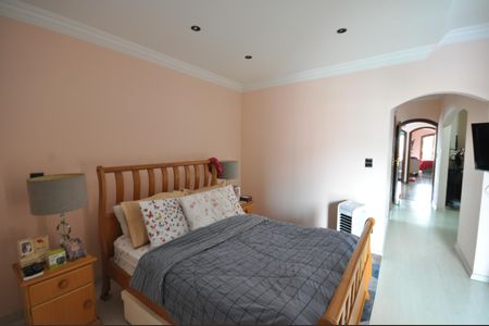 Casa à venda com 405m², 3 quartos e 7 vagasSuíte Master