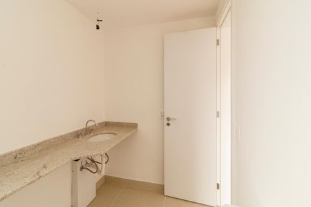 Apartamento à venda com 130m², 3 quartos e 2 vagasBanheiro da Suíte 1