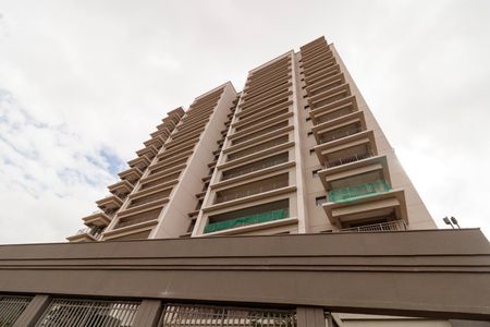 Apartamento à venda com 130m², 3 quartos e 2 vagasFachada
