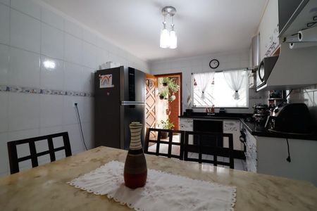 Casa à venda com 126m², 3 quartos e 3 vagasCozinha