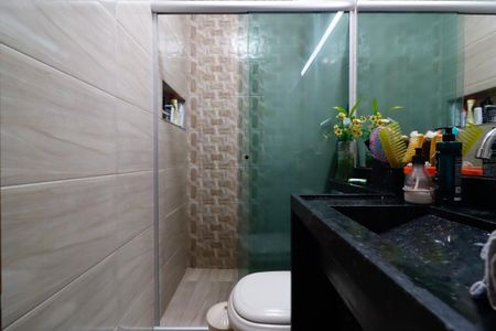 Casa à venda com 126m², 3 quartos e 3 vagasBanheiro