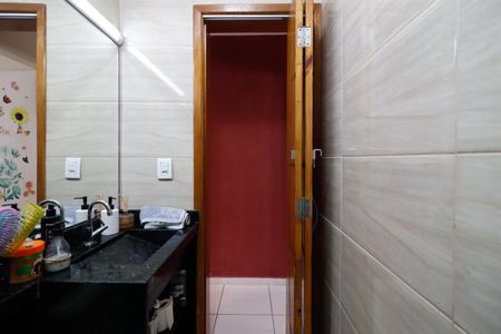 Casa à venda com 126m², 3 quartos e 3 vagasBanheiro