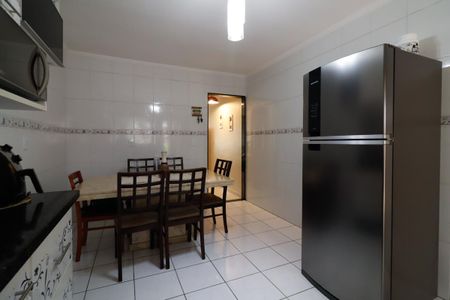 Casa à venda com 126m², 3 quartos e 3 vagasCozinha