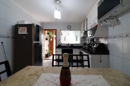 Casa à venda com 126m², 3 quartos e 3 vagasCozinha
