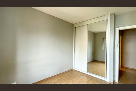 Apartamento à venda com 111m², 2 quartos e 1 vagaQuarto 2